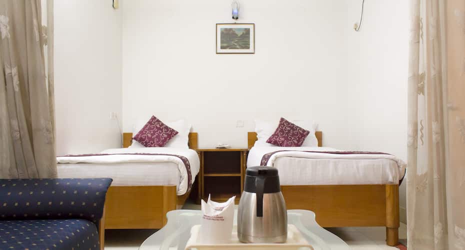 Hotel Rialto, Guwahati 4